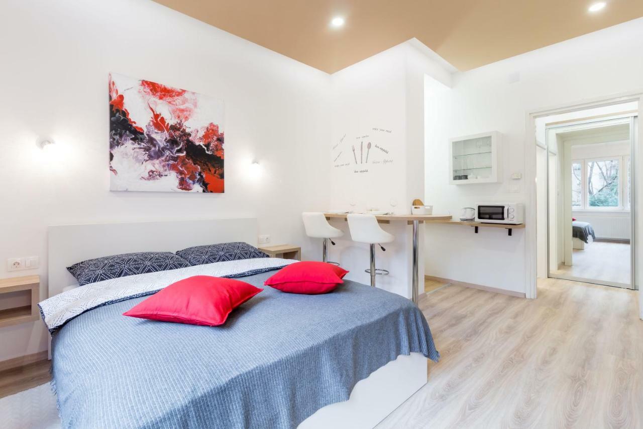 Cosy Romantic Apartment Zagreb Eksteriør bilde